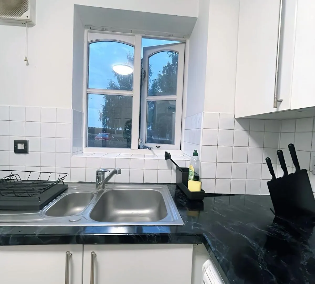Modern Riverside 2Bedroom Apt Sleeps 4 Woolwich Greater London