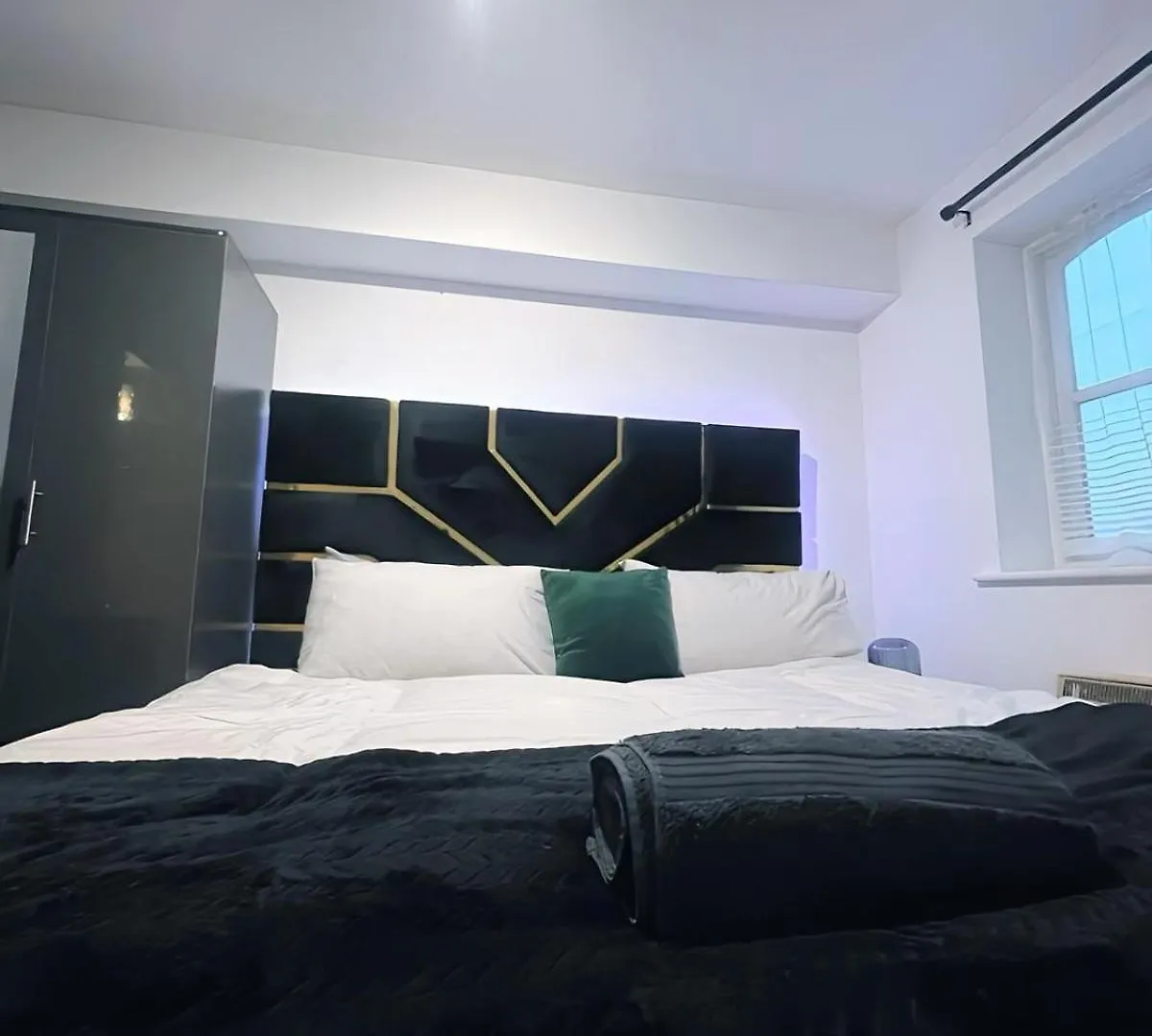 Apartment Modern Riverside 2Bedroom Apt Sleeps 4 Woolwich Greater London